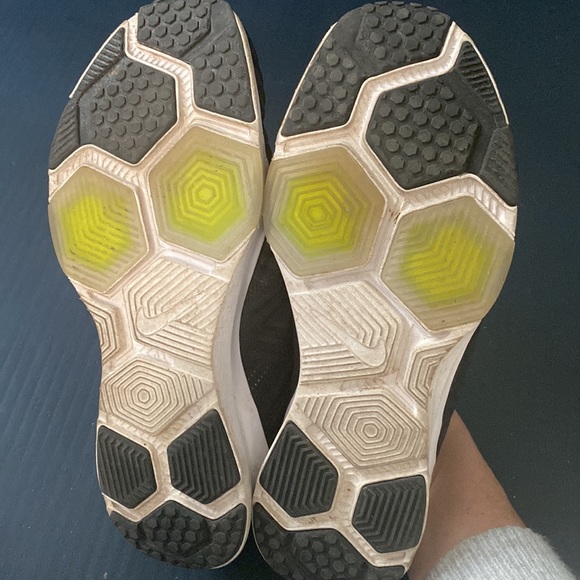 Nike Zoom Condition TR runners. Women’s size 9 - Picture 2 of 4